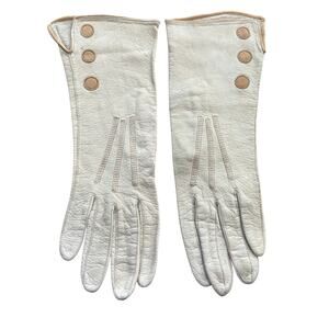 Ladies leather day or driving gloves wrist length 1920s cream & tan trim detail
